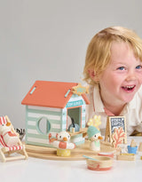 Tender Leaf Toys TL8379 La cabine de plage de Sandy - Sandy’s Beach Hut - Tender Leaf Toys vendu par Veille sur toi