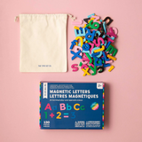 The Type Set Co. SL2SS130MRA 130 lettres et chiffres magnétiques de 2" - Aventure arc-en-ciel - The Type Set Co. vendu par Veille sur toi