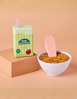 Tiny Harlow TH-DUO-BOWL Ensemble Tiny Tummies - Bol de soupe alphabet et boîte de jus - Tiny Harlow vendu par Veille sur toi