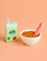 Tiny Harlow TH-DUO-BOWL Ensemble Tiny Tummies - Bol de soupe alphabet et boîte de jus - Tiny Harlow vendu par Veille sur toi