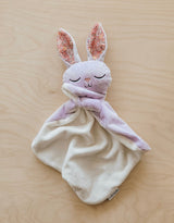 Veille sur toi ⚜ DD-001-10 Doudou Lapine - Marguerite endormie - Lilas fleuri - Veille sur toi vendu par Veille sur toi