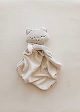Veille sur toi ⚜ DD-027-00 Doudou Chat - Ferguson endormi gris - Veille sur toi vendu par Veille sur toi