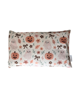 Veille sur toi ⚜ Ensemble duo taie et oreiller pour enfant Halloween 2026 - Fantôme et citrouille - Veille sur toi vendu par Veille sur toi