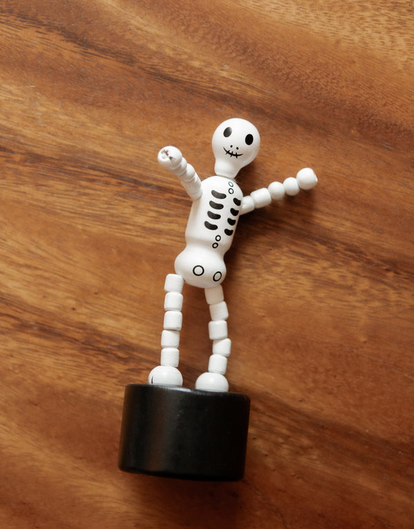 Personnage d'Halloween à Pousser en Bois