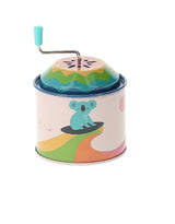 Vilac V7418-KOALA Boîte musicale en métal - Andy Westface - Vilac Koala vendu par Veille sur toi