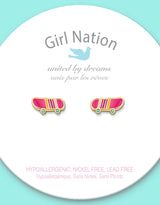 Girl Nation GN-J471s Boucles d'oreilles en émail - Planche à roulettes - Girl Nation vendu par Veille sur toi