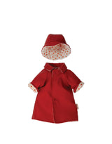 Maileg 16-2821-00 Manteau de pluie rouge & chapeau pour maman ours - Maileg vendu par Veille sur toi